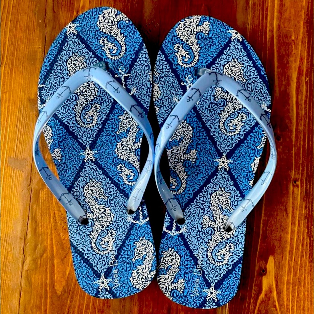 Vera Bradley Flip Flops